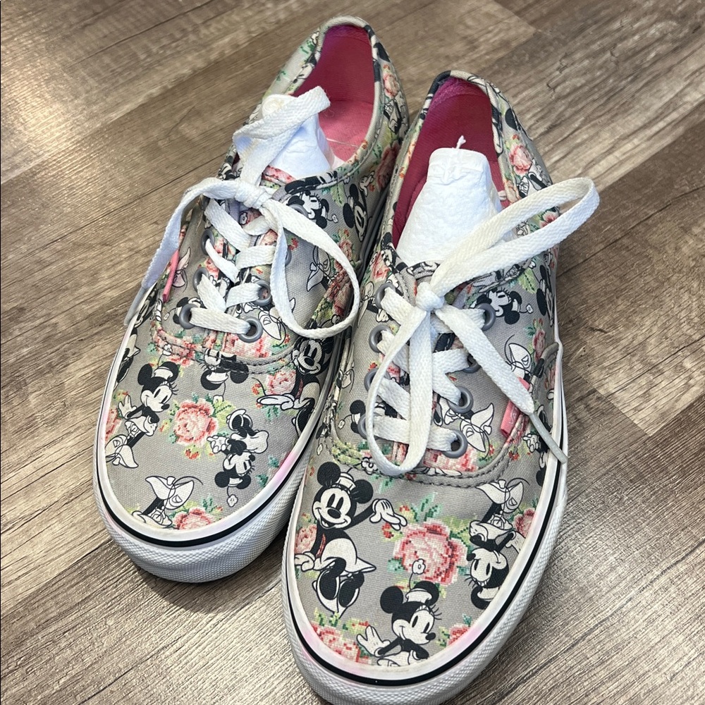 VANS Disney x Authentic Minnie Mouse Digi Roses Comfort Shoe Women’s Size 7